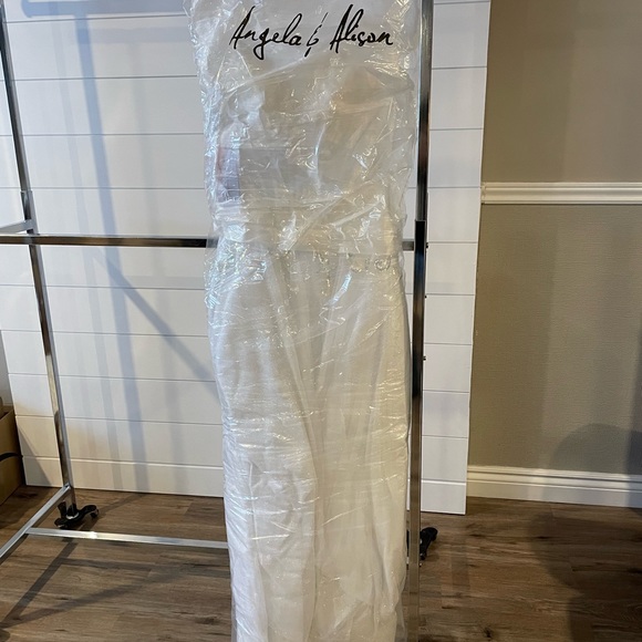 Angela & Alison Prom Dress, Style 21009 White, Size 10 - Picture 4 of 7